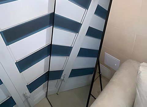 Espejo-Con-soporte-Metalico-Shekinah-Home